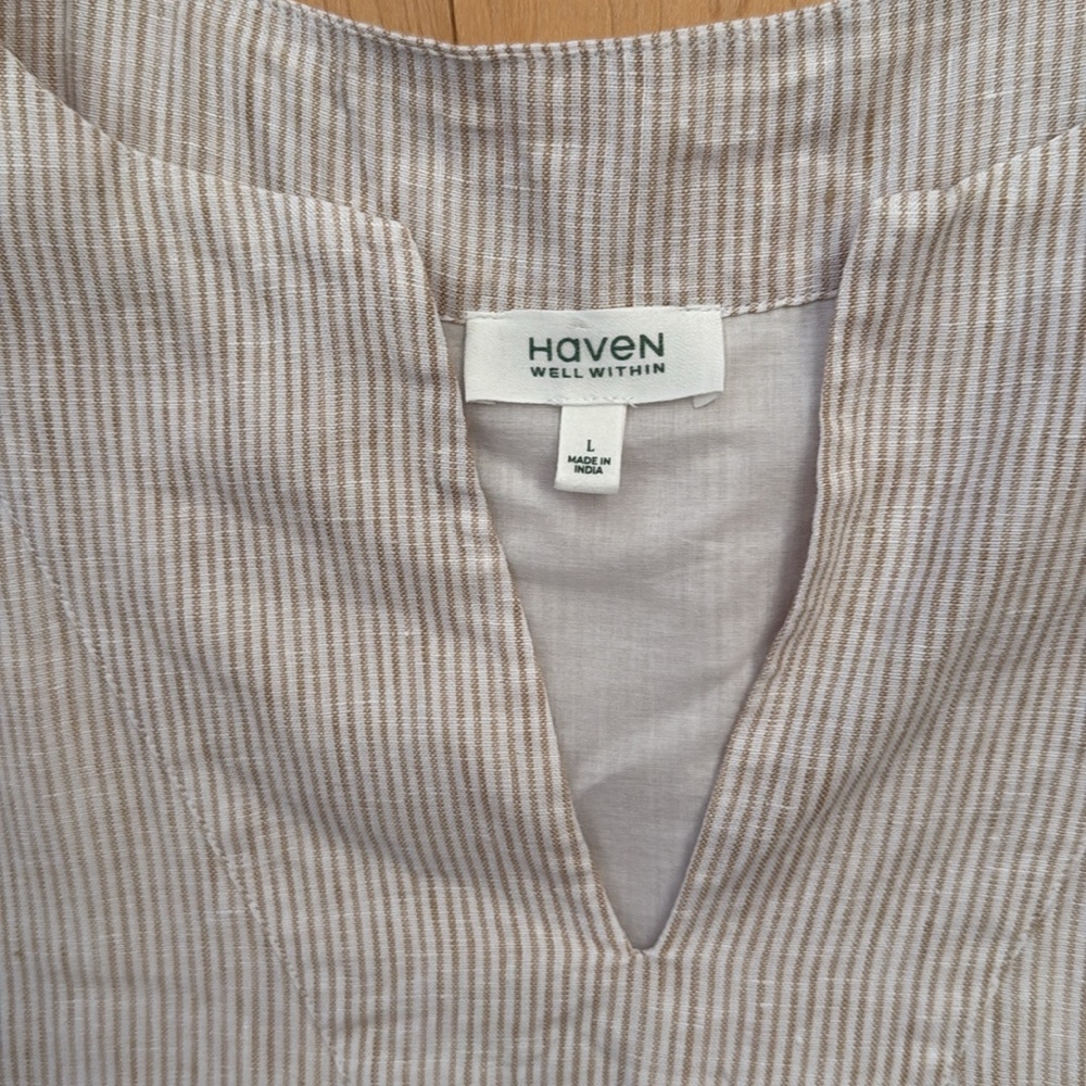 Striped Tan and White Linen Caftan, lined in cotton - Picture 4 of 10